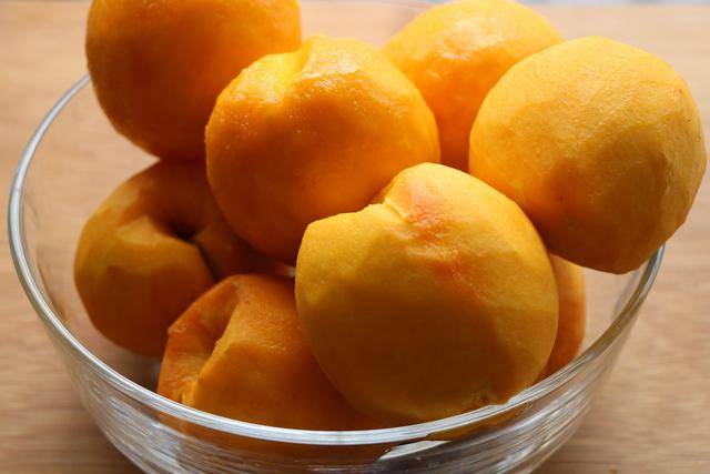 
黄桃罐头别再买了 自己在家做好吃无添加 放1个月也不坏！‘ag亚娱官网’(图11)